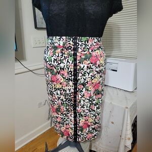 Betsey Johnson Lightweight Ponte Snapfront Pencil Skirt
